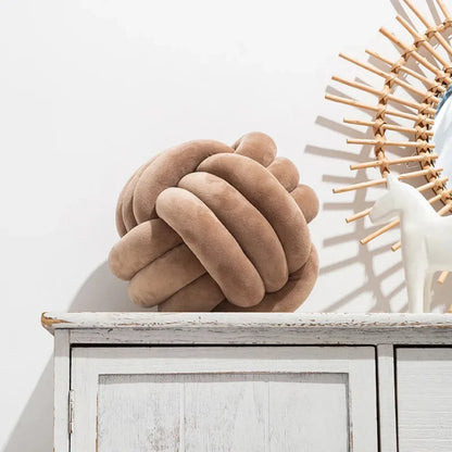 Moko – Coussin en velours tressé