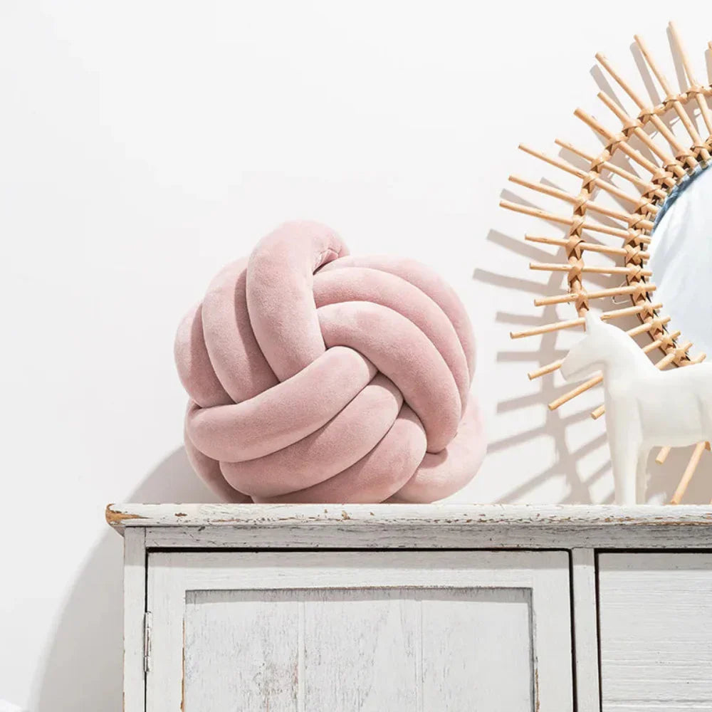 Moko – Coussin en velours tressé