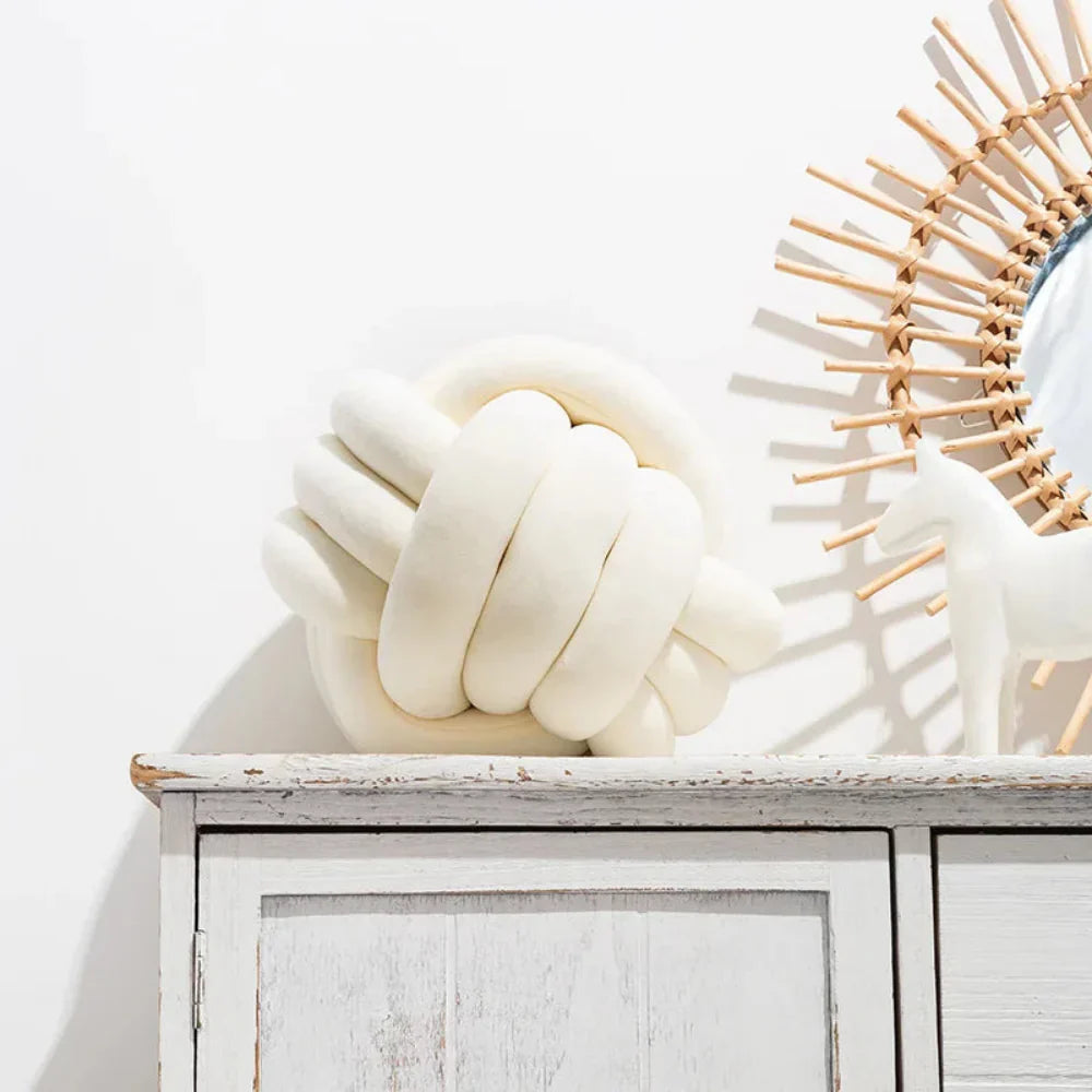 Moko – Coussin en velours tressé