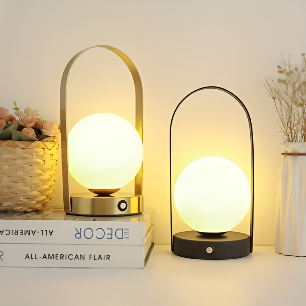 Mira – Lampe de table stylée