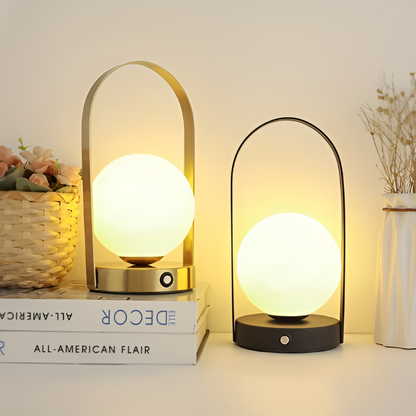 Mira – Lampe de table stylée