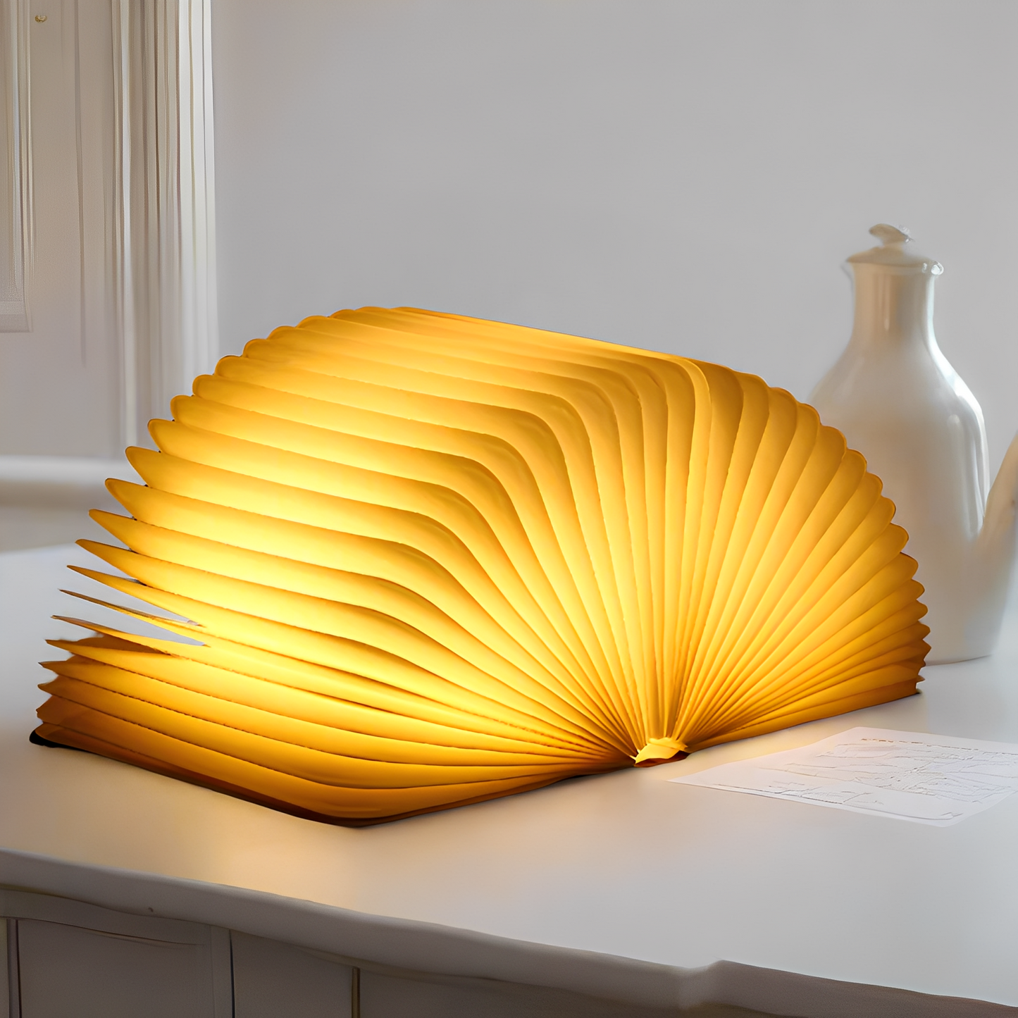 Levin – Lampe de nuit LED pliable en similicuir