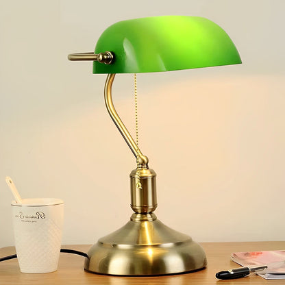Theresa – Lampe de table européenne avec pied en verre : Style classique rencontre élégance intemporelle