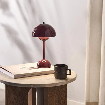 Bianca – Lampe de table LED stylée avec lumière chaude dimmable