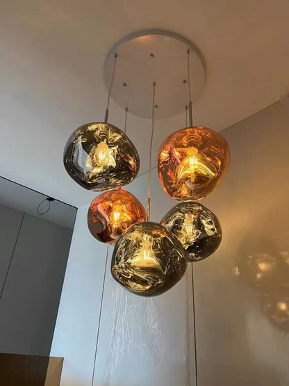 LaveLumière – Suspension LED en verre de lave soufflé