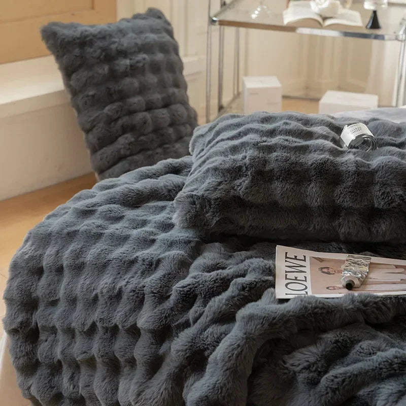 Couette polaire douce en fausse fourrure