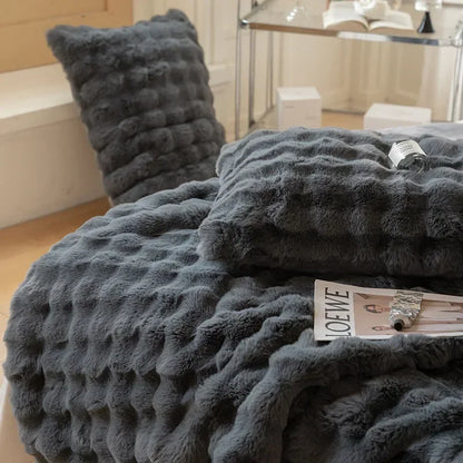 Couette polaire douce en fausse fourrure