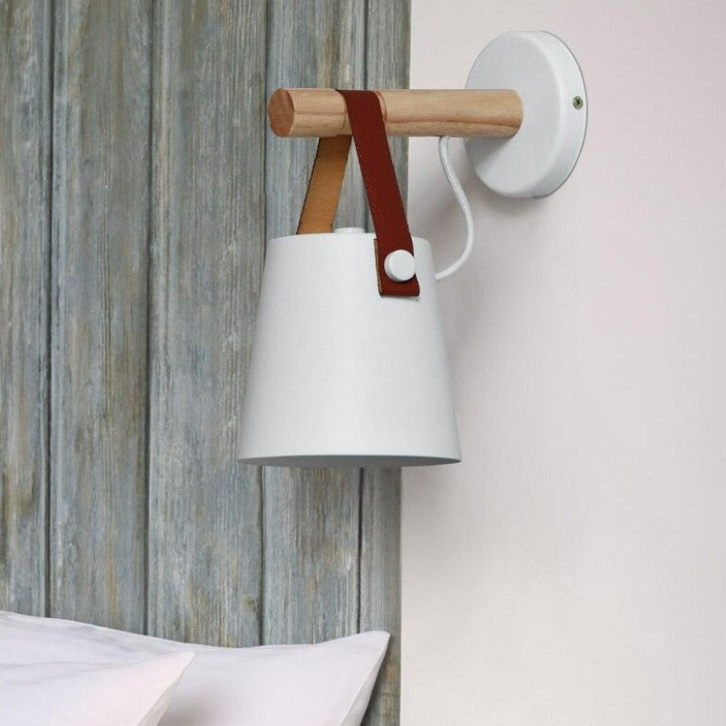 Elin - Applique murale suspendue au design nordique en bois