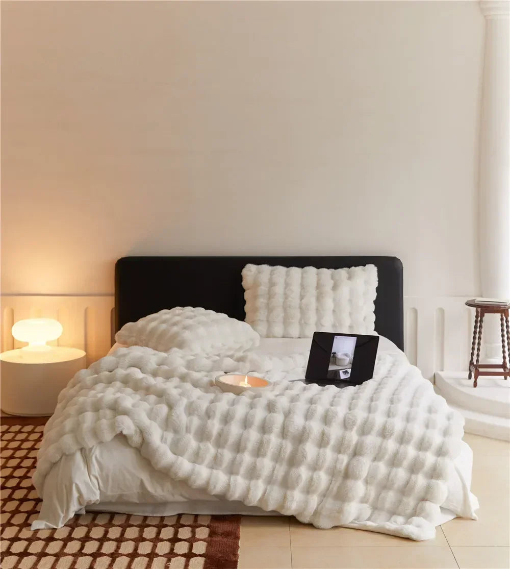 Couette polaire douce en fausse fourrure