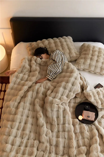 Couette polaire douce en fausse fourrure