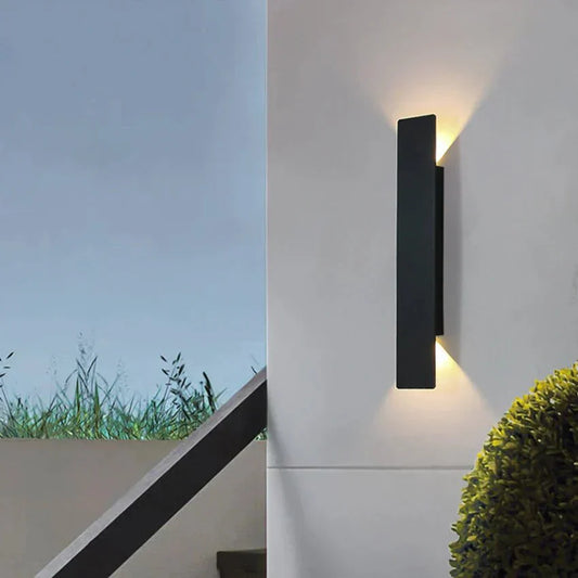 TriRayon – Applique LED extérieure moderne et étanche