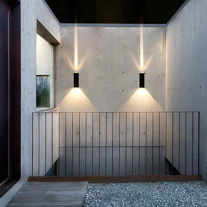 Aeris – Lampe murale LED extérieur