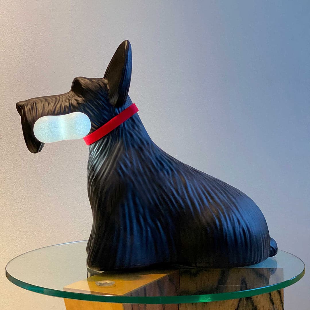 Scottie – Lampe de table en résine