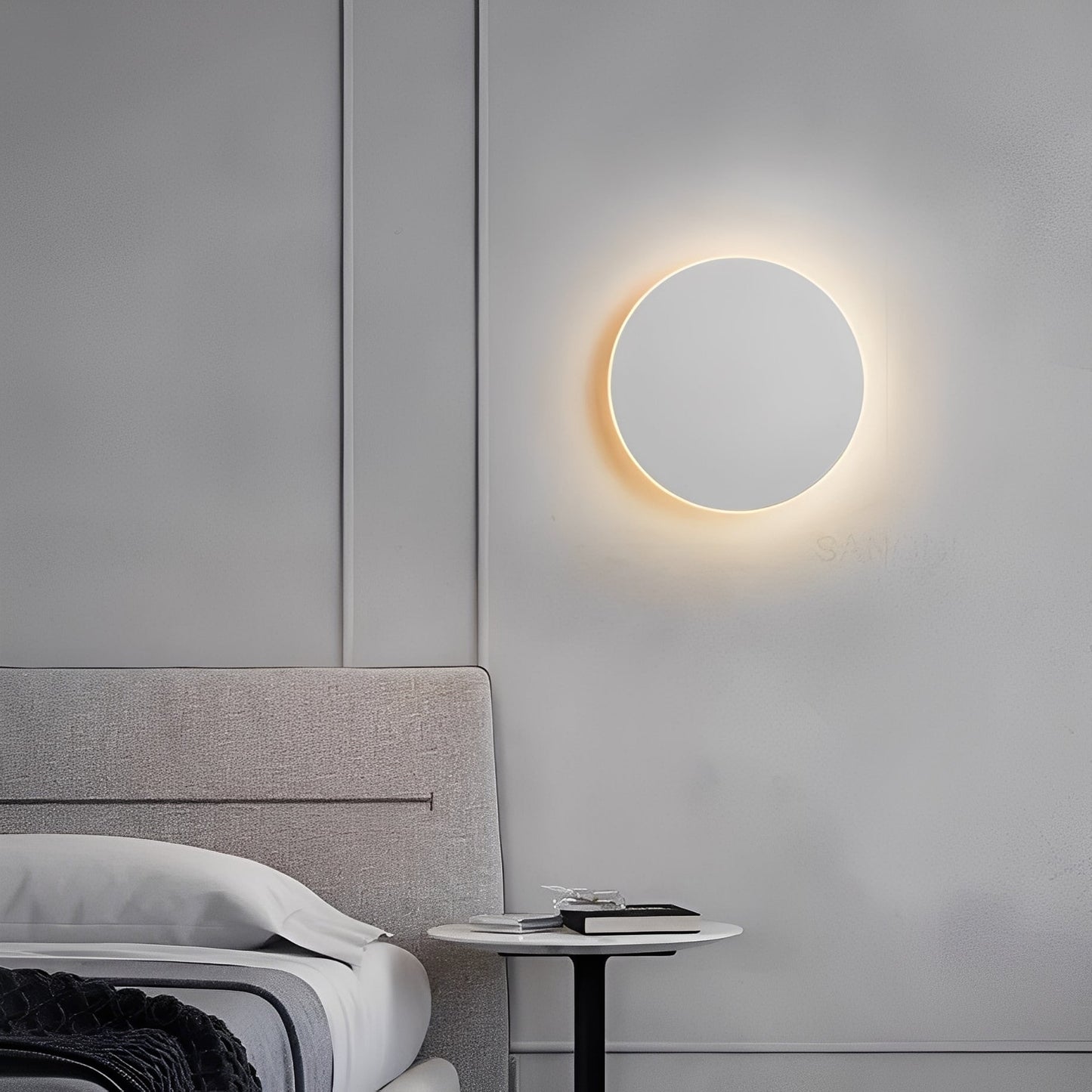 Paul – Lampe Murale Pratique