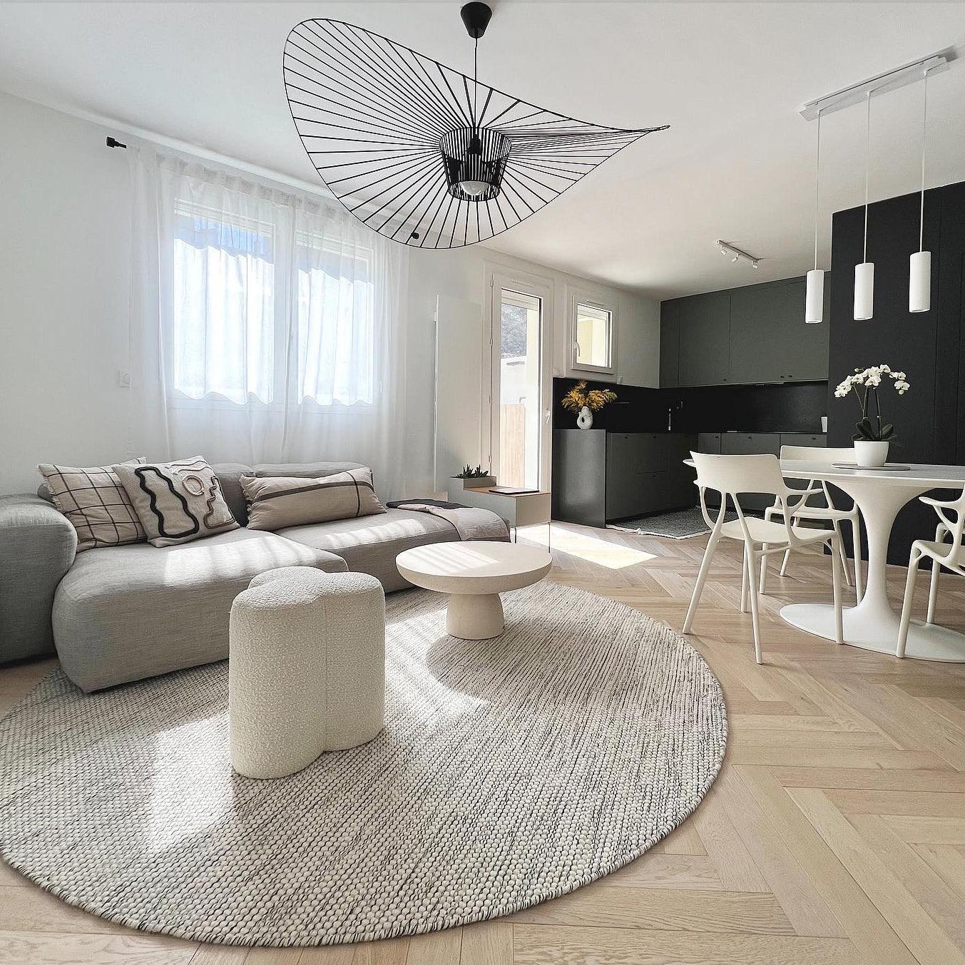 Elise – Vertigo Suspension en Fibre de Verre