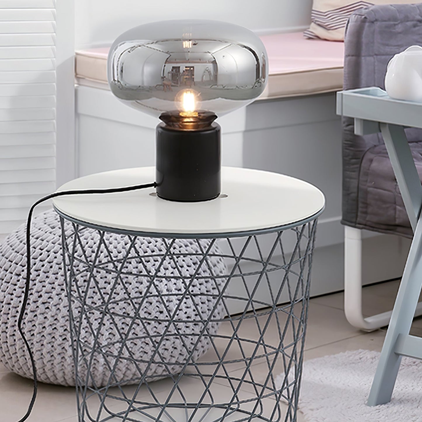 Lin – Lampe de table en verre au design nordique