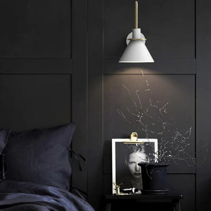 Salena - Applique murale moderne en forme de cône