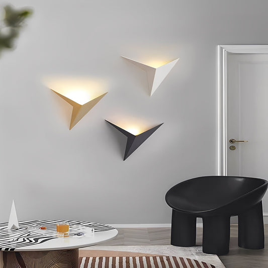 Mabelle – Applique Murale Triangulaire