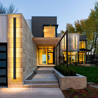 Kumira – Lampe Murale Extérieure Svelte