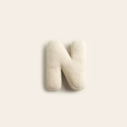 Lexa – Coussin moelleux en forme de lettre en peluche
