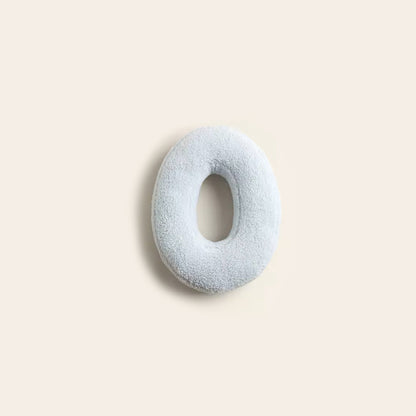 Lexa – Coussin moelleux en forme de lettre en peluche