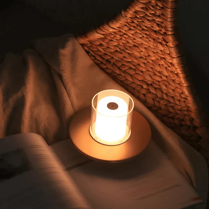 LumaGlow – Bougie LED élégante avec contrôle par induction et lumière sans flamme