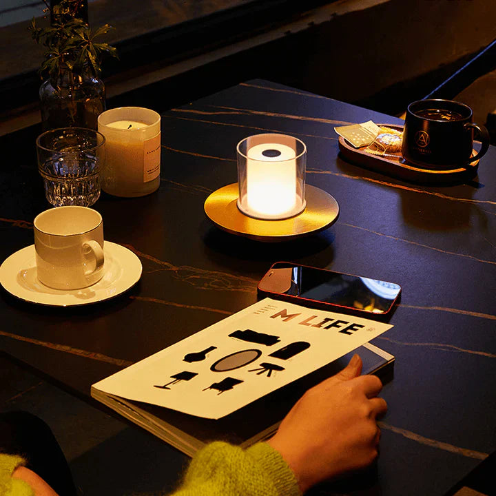 LumaGlow – Bougie LED élégante avec contrôle par induction et lumière sans flamme
