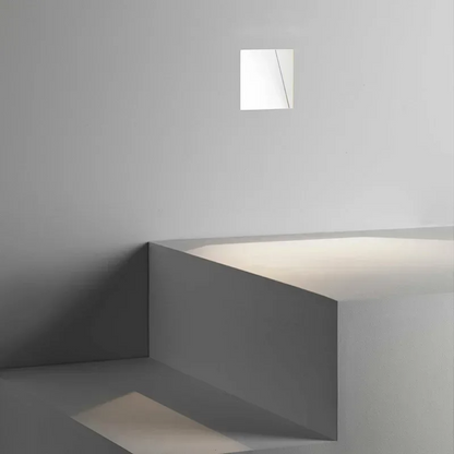 Gregor – Lampe Minimaliste pour Escalier