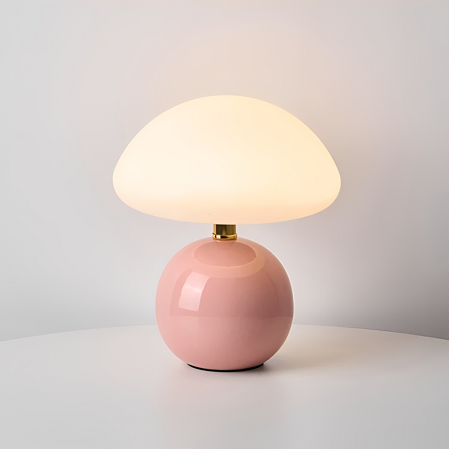 Nelly – Lampe de table champignon moderne au design givré