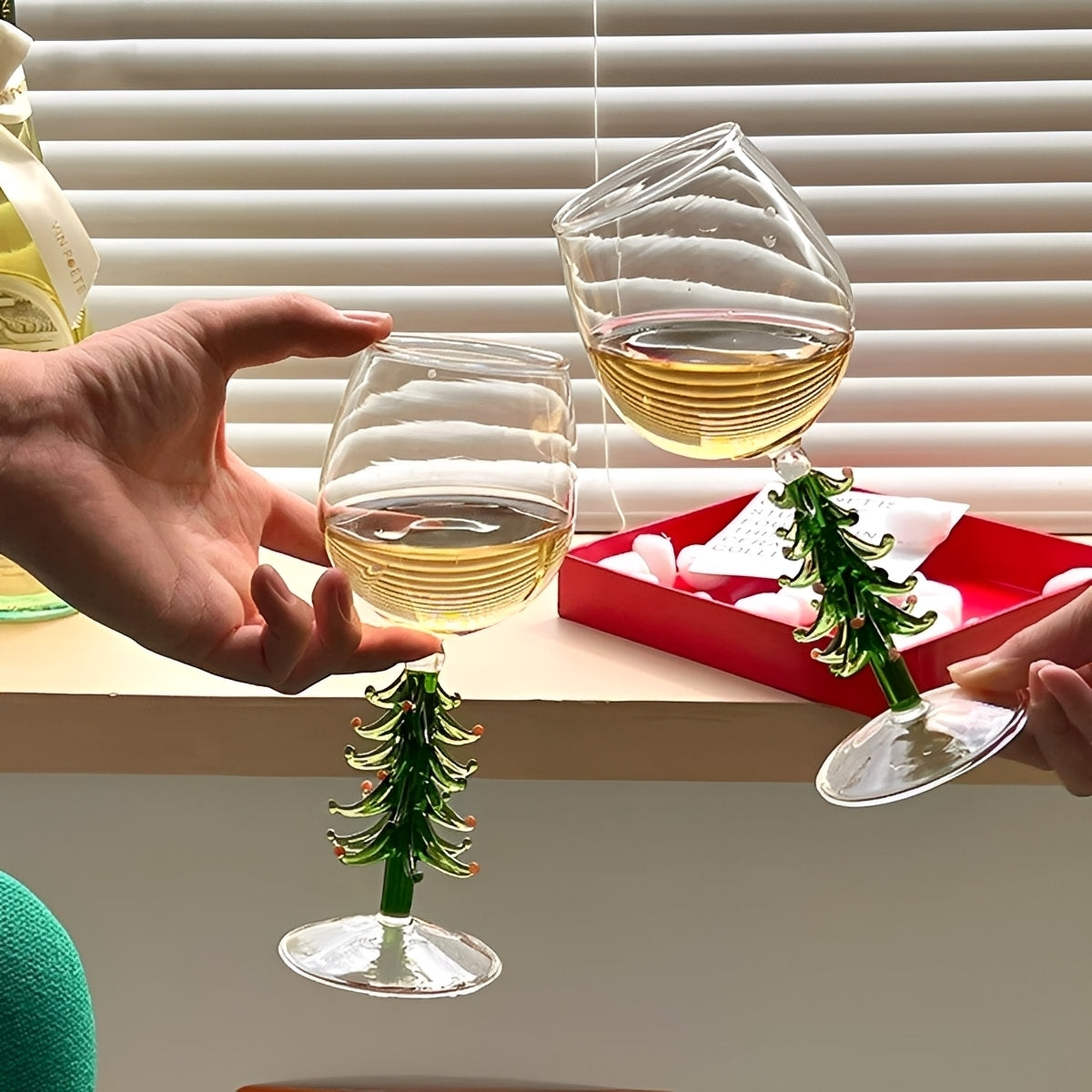 Festiva – Verre à vin sapin de Noël en borosilicate