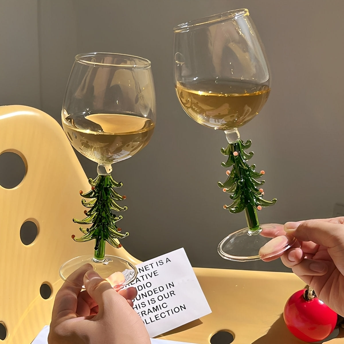 Festiva – Verre à vin sapin de Noël en borosilicate