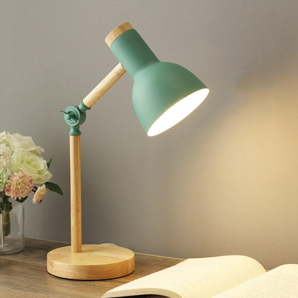Lampe de bureau LED orientable en bois
