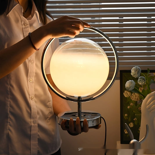 Maila – Lampe de table en verre au design moderne