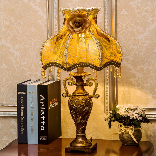 Cleo – Lampe de table rétro européenne
