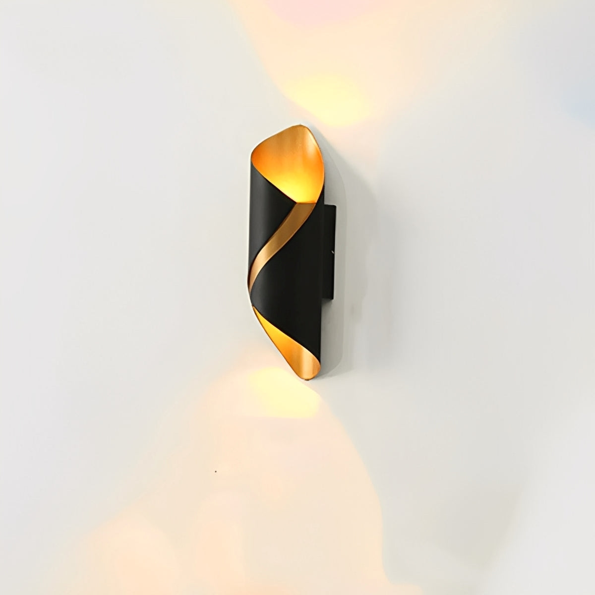 Aris – Moderne applique murale LED extérieure