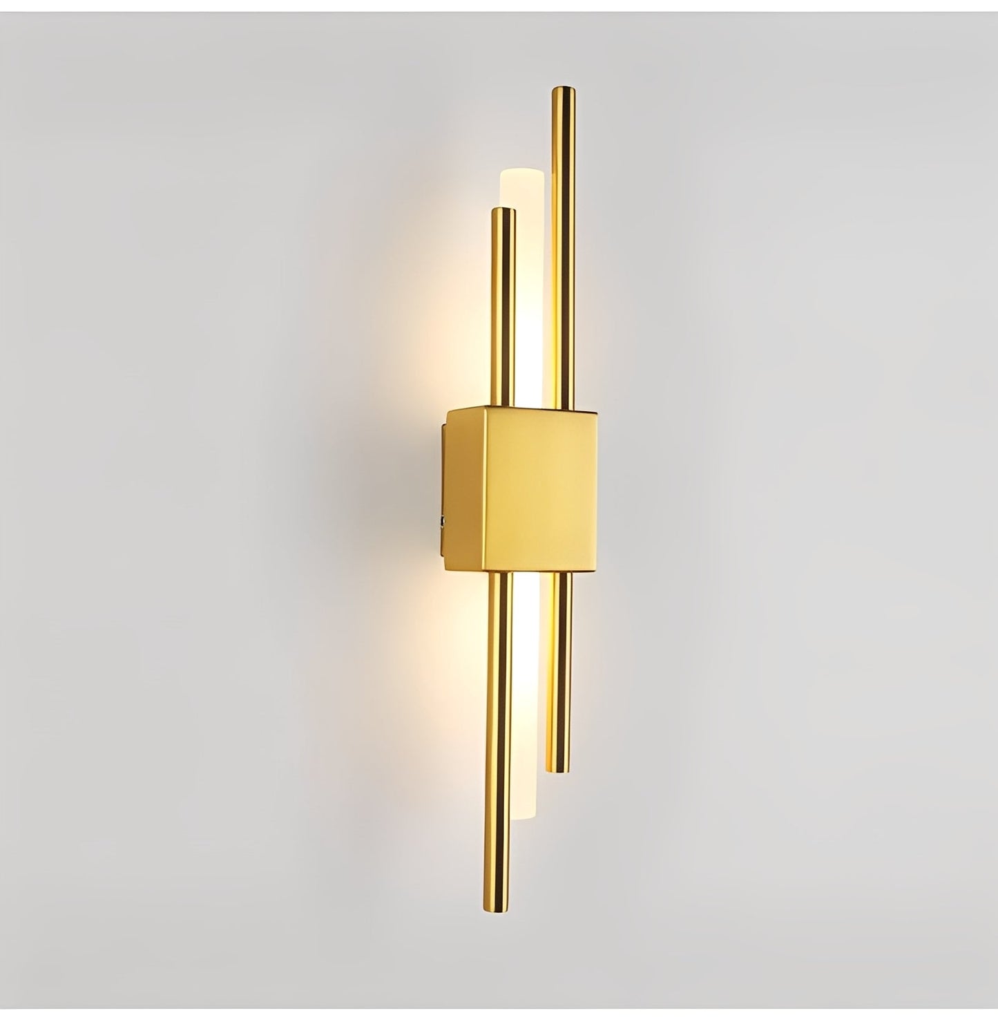 Elena – Lampe murale en cuivre avec abat-jour