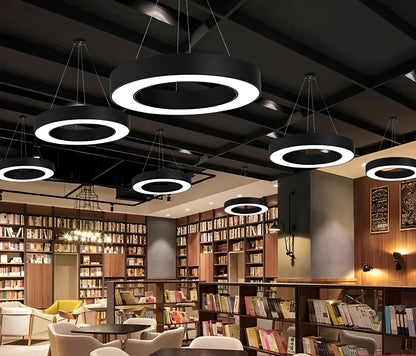 Orbis – Lampe suspendue à LED en anneau minimaliste en noir