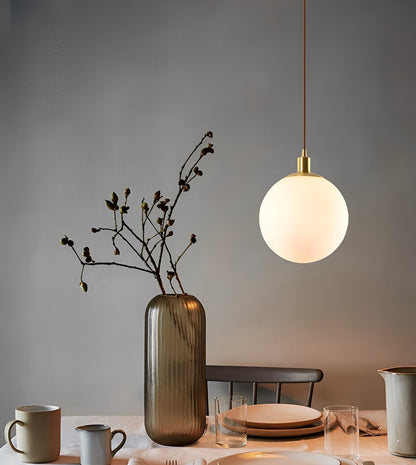 Ariane – Suspension Nordique en Verre Sphère