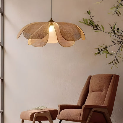 Moira – Lustre en fleurs de rotin fait main