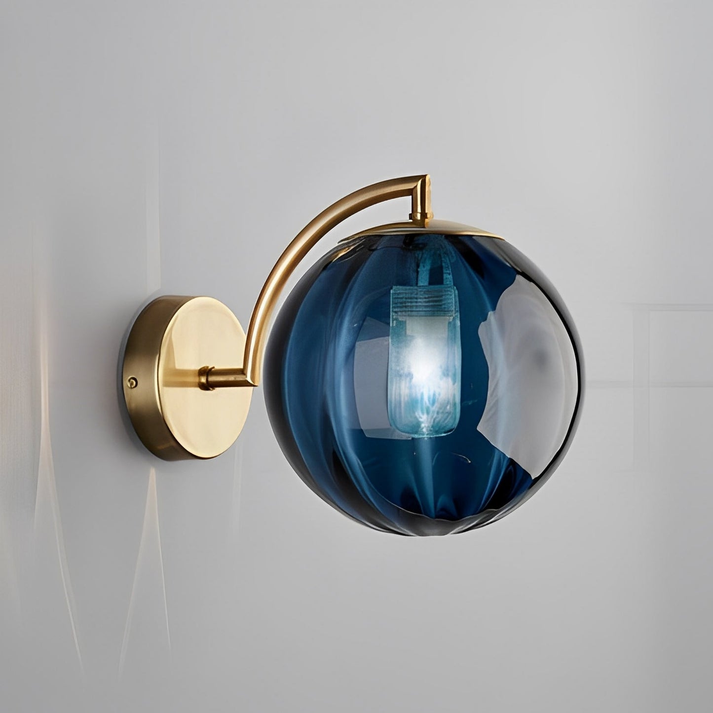 Selma – Lampe Murale Européenne