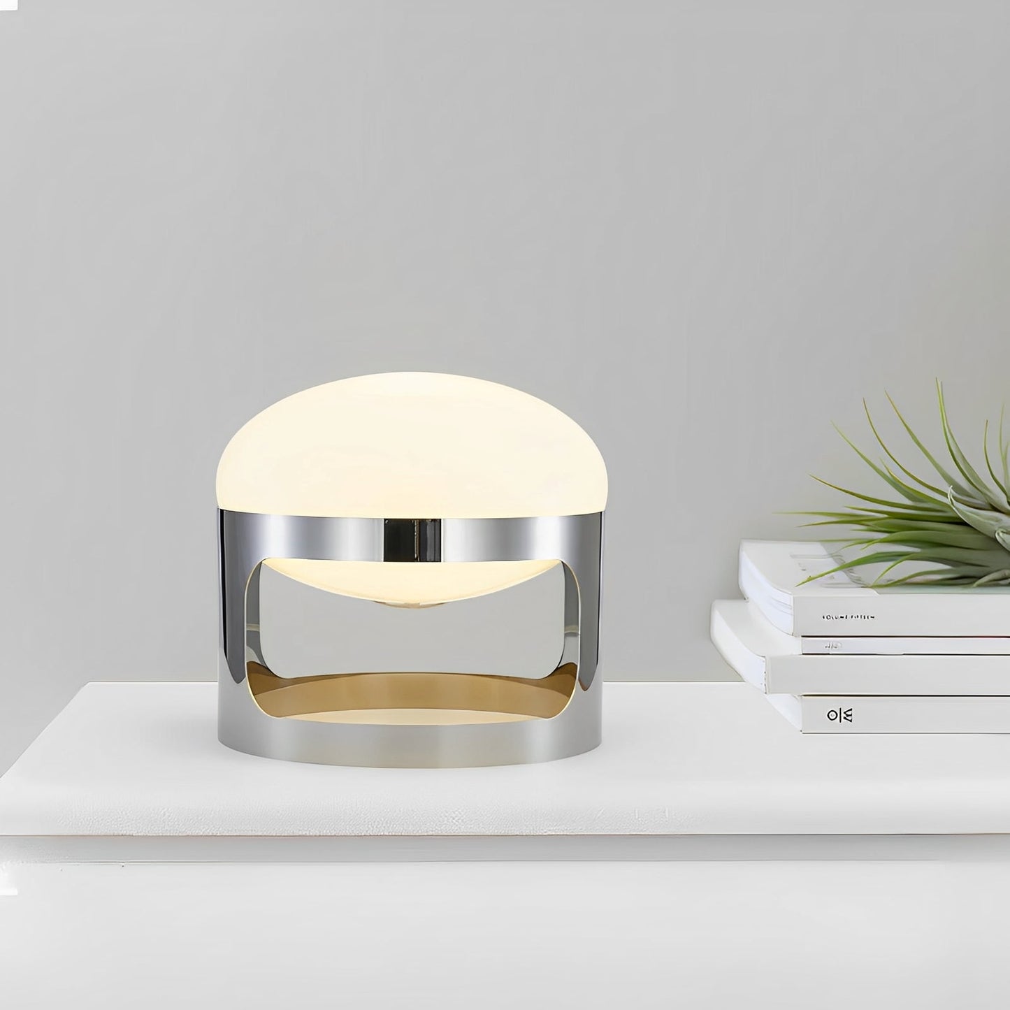 Lior – Lampe de table en acier inoxydable dans un style luxe moderne