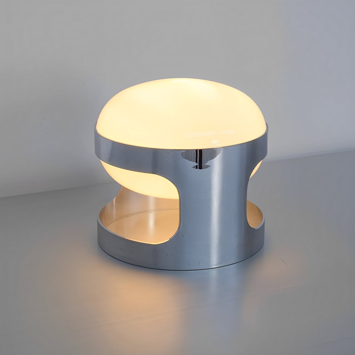 Lior – Lampe de table en acier inoxydable dans un style luxe moderne
