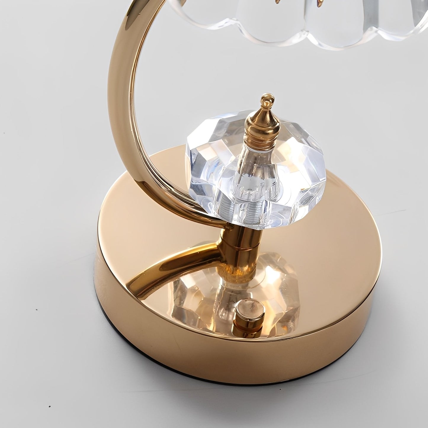 Nolan – Lampe de table moderne