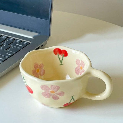 FleurTasse – Tasse artisanale avec fleurs et cerises