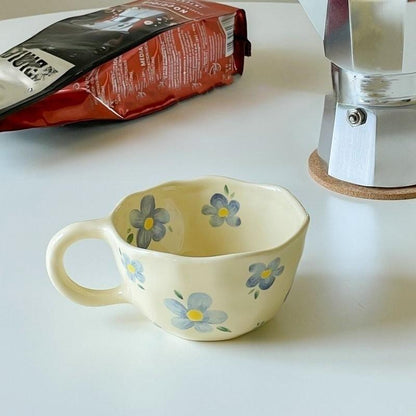 FleurTasse – Tasse artisanale avec fleurs et cerises