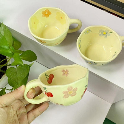 FleurTasse – Tasse artisanale avec fleurs et cerises