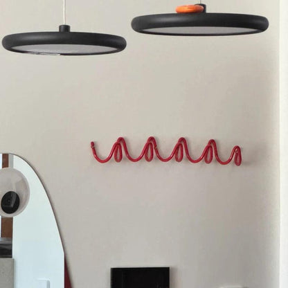 Miro – Crochet à vagues moderne en fer