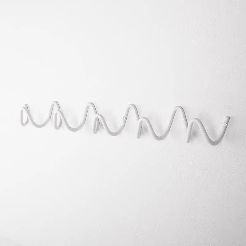 Miro – Crochet à vagues moderne en fer