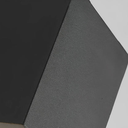 Lora – Lave-murale extérieure carrée moderne