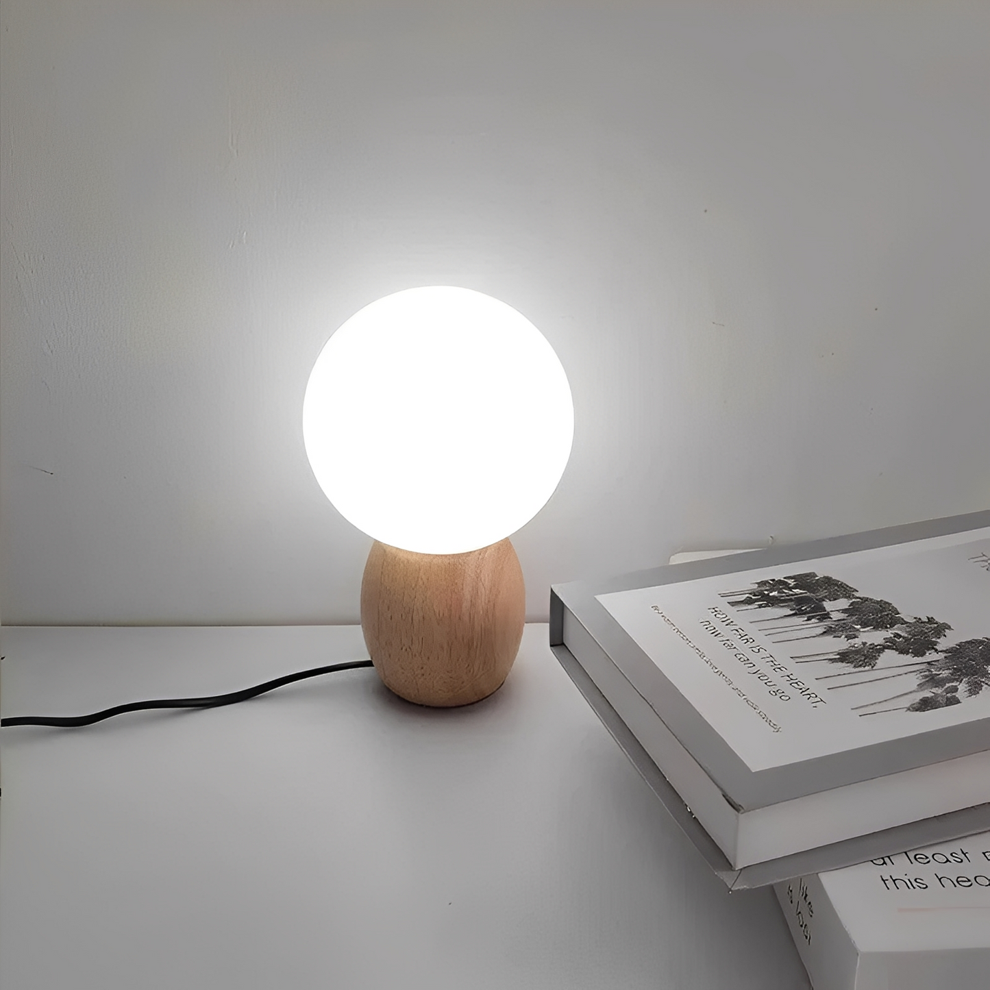 Nozomi – Lampe de table en verre minimaliste avec LED